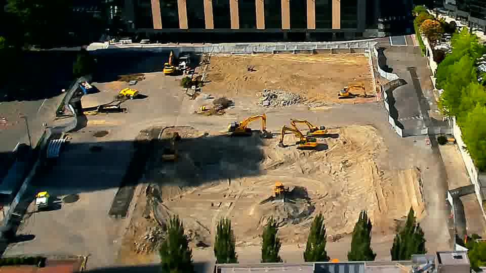 The equipment layout is holding steady, with no clear movements or changes in position across the site.