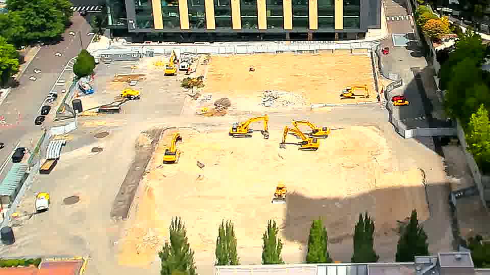 The site presents a similar picture now, with the heavy equipment holding its positions.