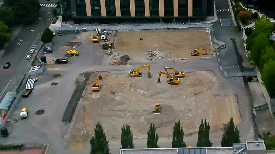 The site presents a familiar view, with all the heavy equipment remaining in the same positions.