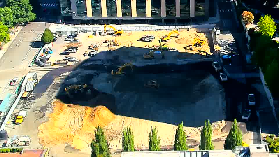 The site presents a similar appearance to the previous view, with no obvious repositioning of heavy equipment or vehicles.