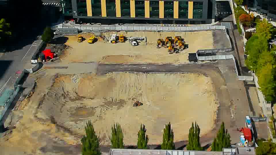 Construction camera frame at 3:15 PM PT. The site’s appearance has held remarkably constant during the past fifteen minutes, showing no movement of equipment or vehicles.