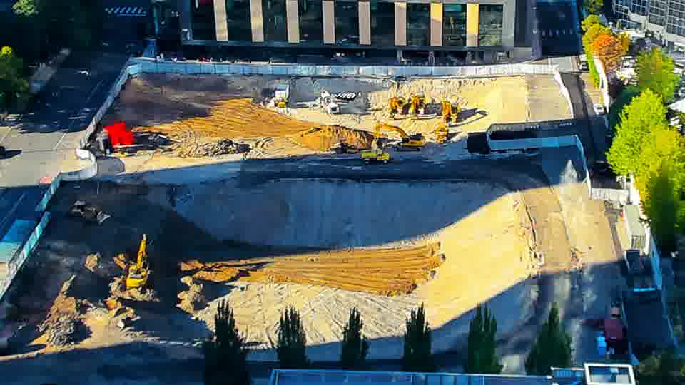 Construction camera frame at 5:30 PM PT. No visible change between these frames.