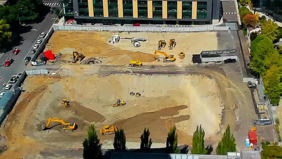Construction camera frame at 1:45 PM PT. No visible change between these frames.