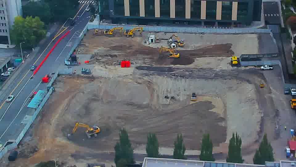 Construction camera frame at 8:00 AM PT. No visible change between these frames.