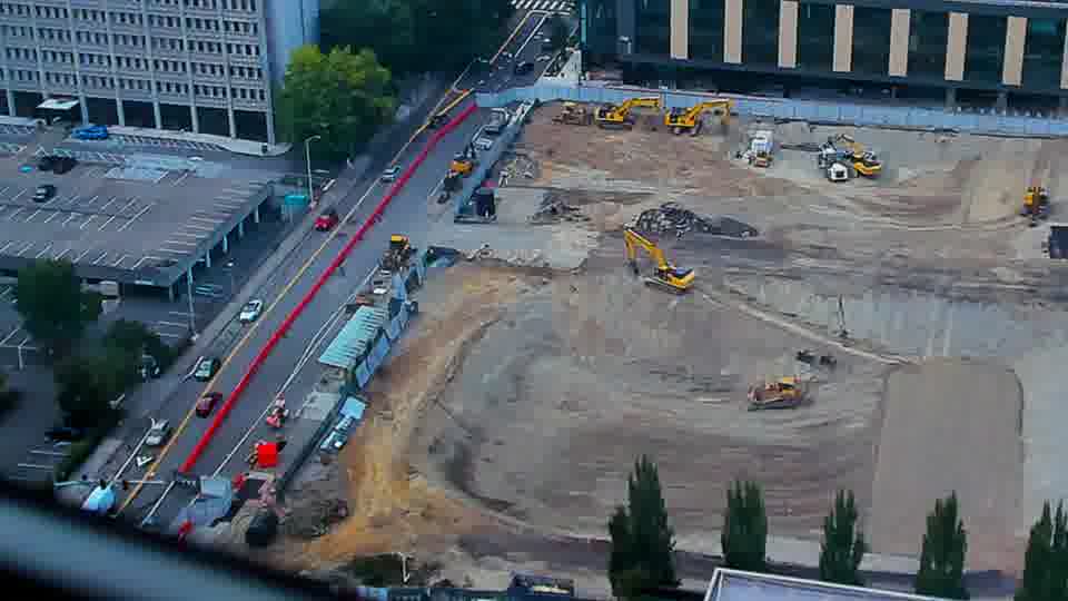 Construction camera frame at 5:30 PM PT. No visible change between these frames.