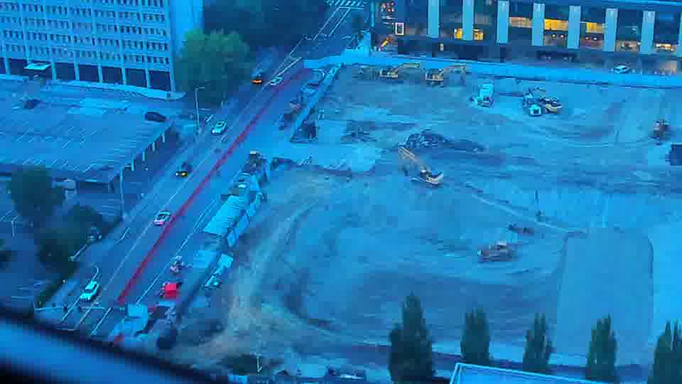 Construction camera frame at 7:30 PM PT. No visible change between these frames.