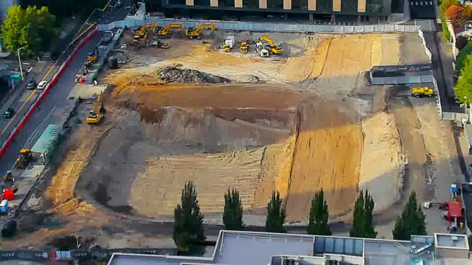 Construction camera frame at 5:30 PM PT. No visible change between these frames.