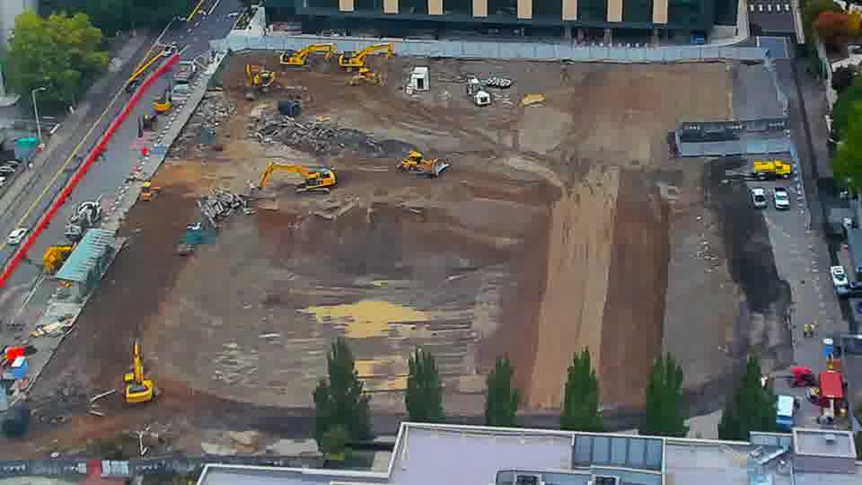 Construction camera frame at 11:30 AM PT. No visible change between these frames.