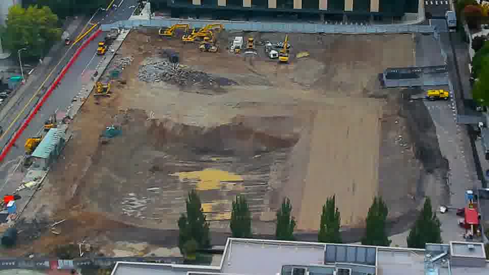 Construction camera frame at 3:30 PM PT. No visible change between these frames.