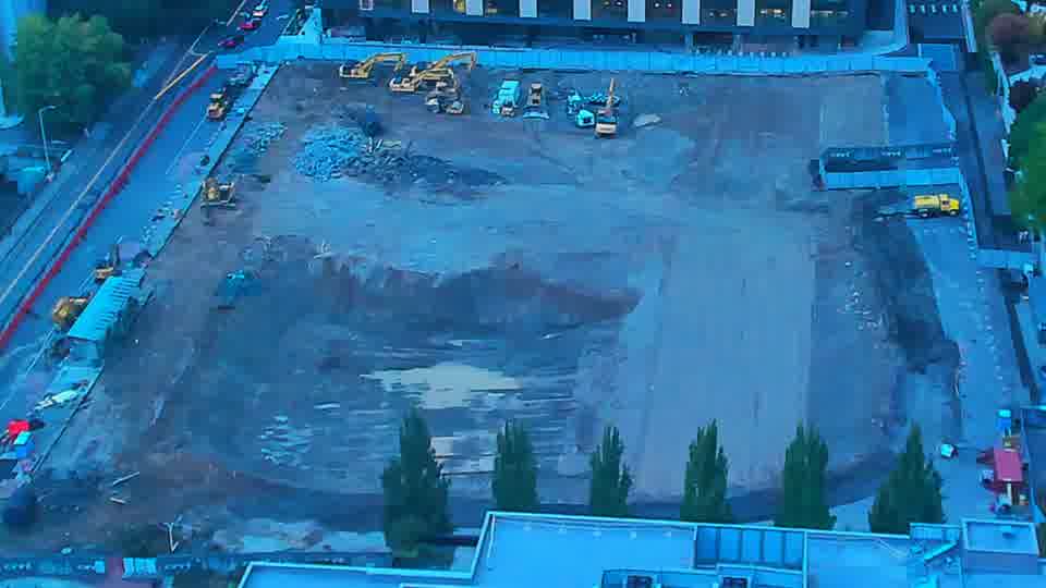 Construction camera frame at 6:30 PM PT. No visible change between these frames.