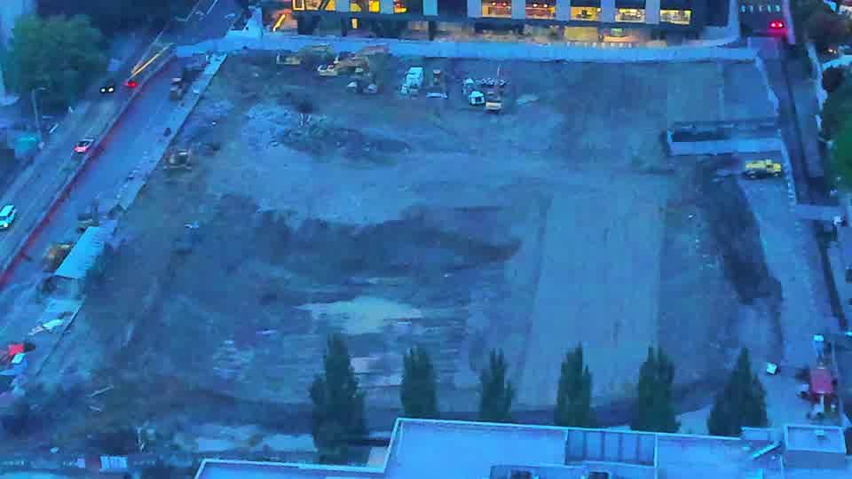 Construction camera frame at 7:30 PM PT. No visible change between these frames.