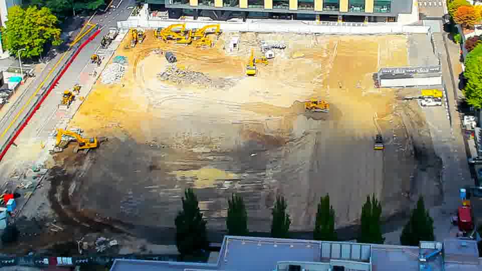 Latest daylight frame from the construction cam