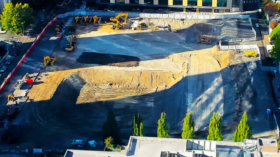 Construction camera frame at 5:00 PM PT. No visible change between these frames.