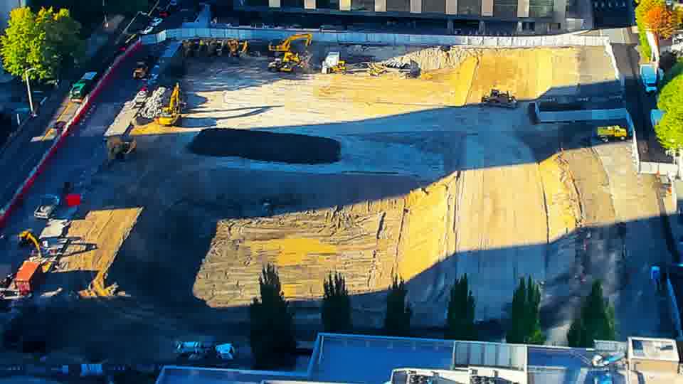 Construction camera frame at 5:30 PM PT. No visible change between these frames.