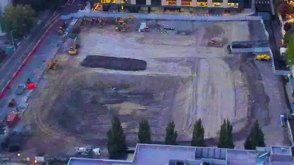 Construction camera frame at 7:30 PM PT. No visible change between these frames.