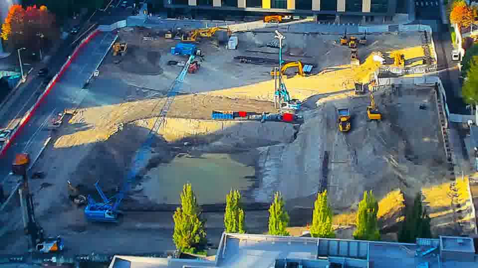 Construction camera frame at 5:00 PM PT. No visible change between these frames.